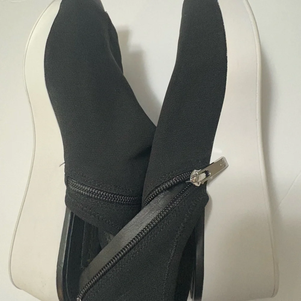 Donna Karan‎ Riviera Cutout Platform Booties. Side Zip, Stretchy Fabric Upper.